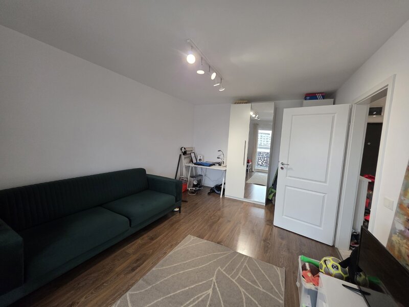 Trapezului, 15 minute metrou, pe strada Taifunului, bloc 2020